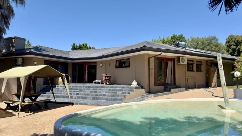 5 Bedroom Property for Sale in Valmary Park Western Cape